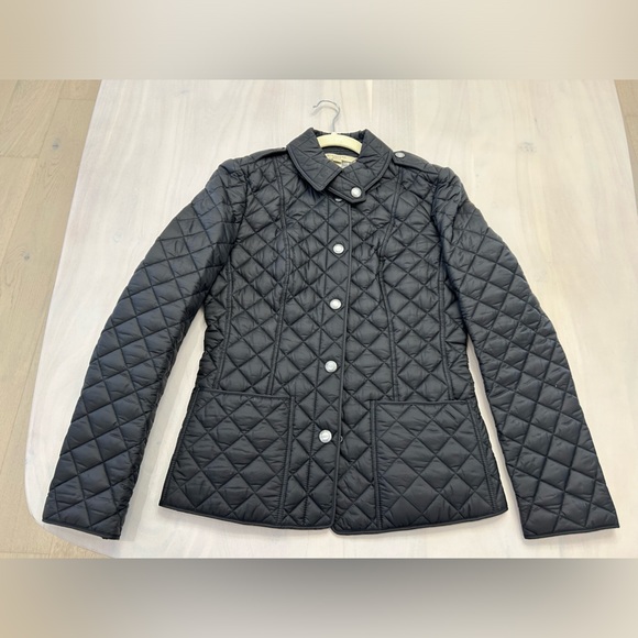 Burberry coat - Picture 2 of 4